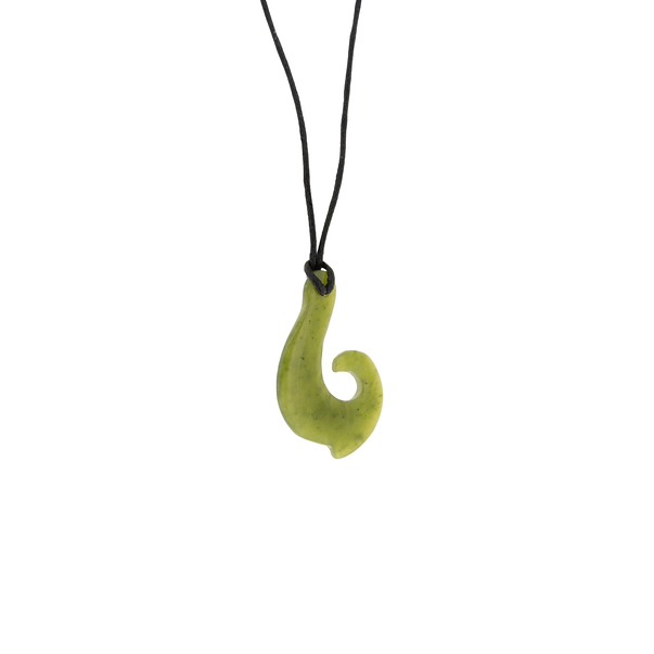 Jade Pendant - Hei Matau / Fish Hook 35mm