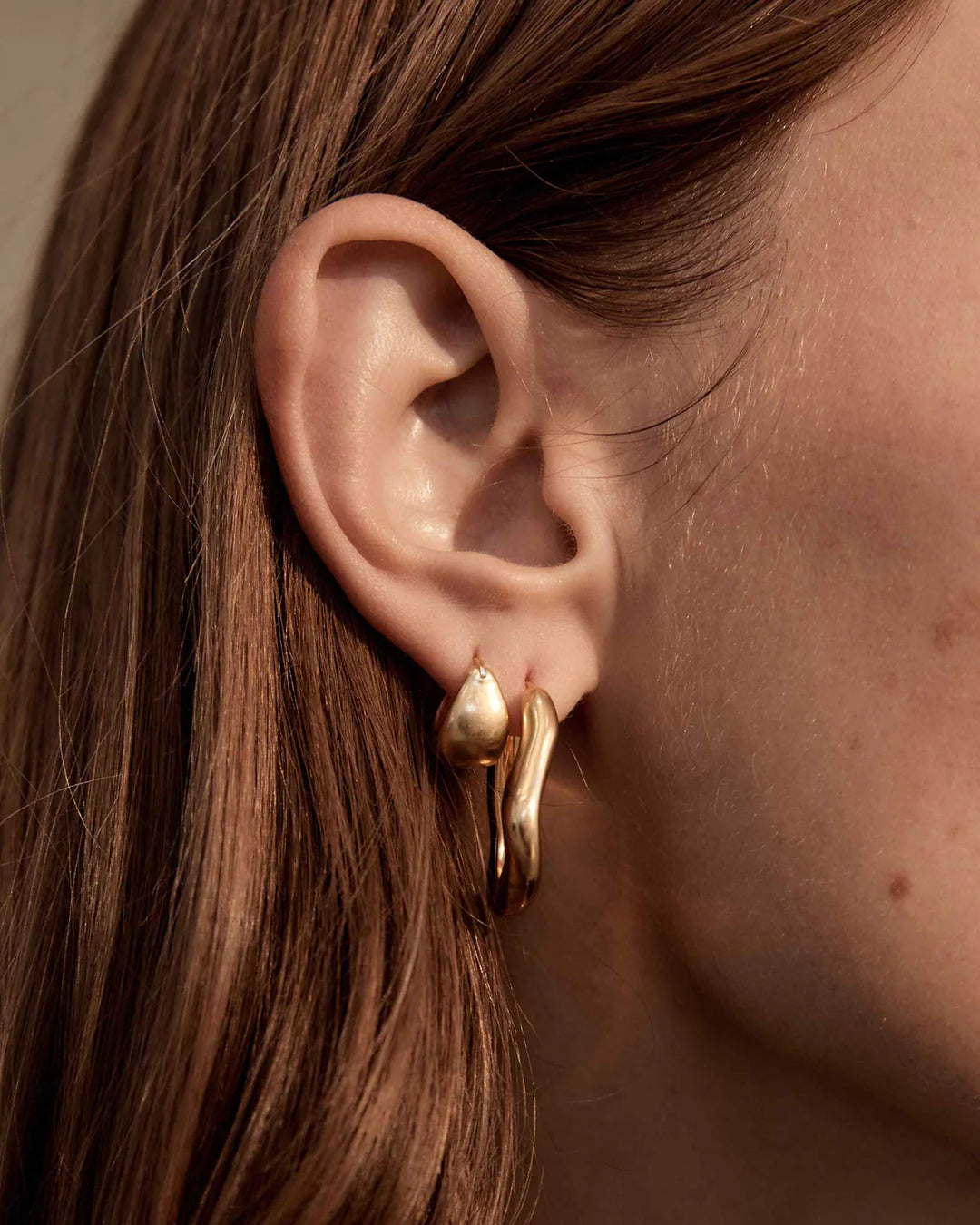 Kirstin Ash Tresor Hoops Small 18ct Gold Plated