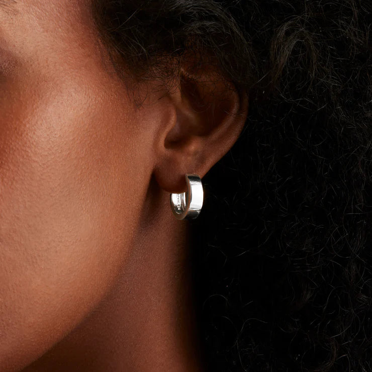 Najo Stella Huggie Earrings