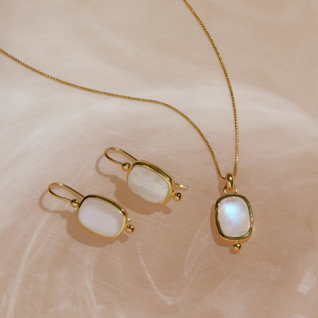 Najo Fleur Rainbow Moonstone Necklace