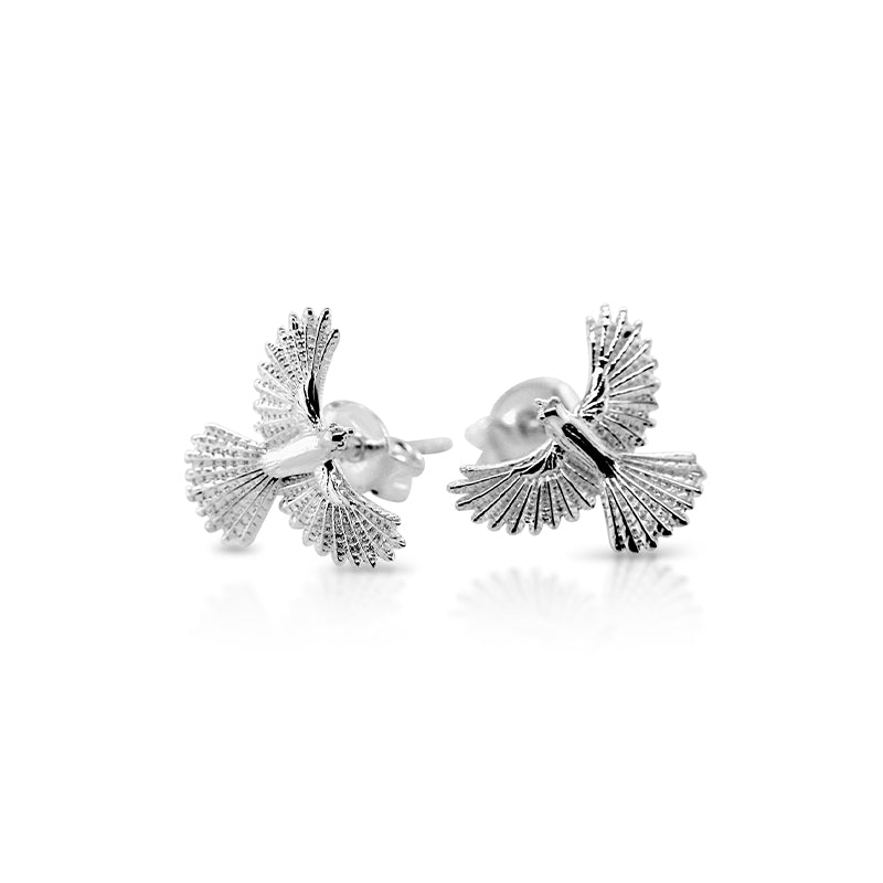 Memento Fantail Studs