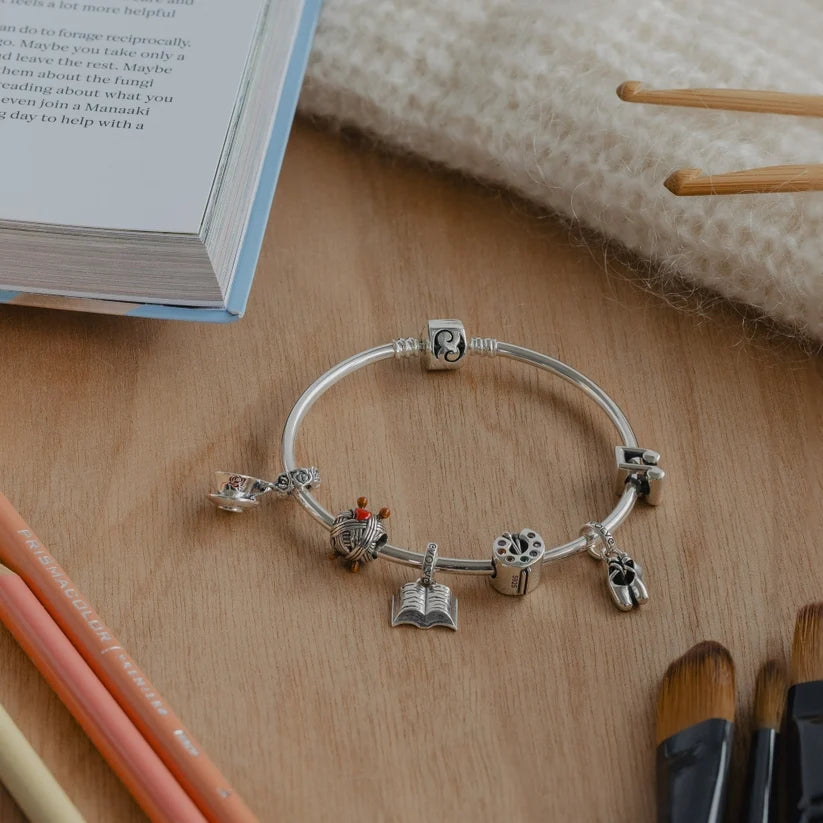 Evolve Knitting (Comfort) Charm