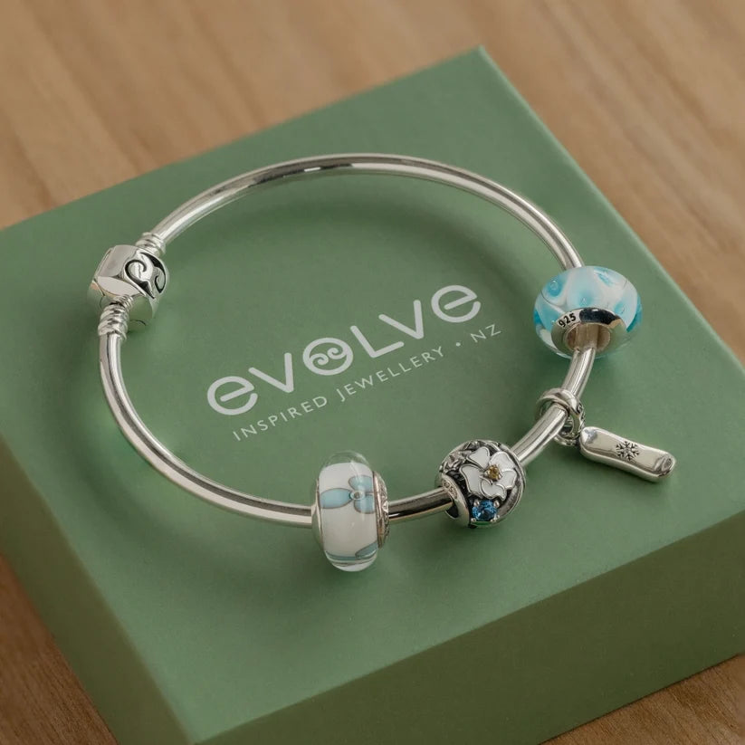 Evolve Snowboard (Thrill) Dangling Charm