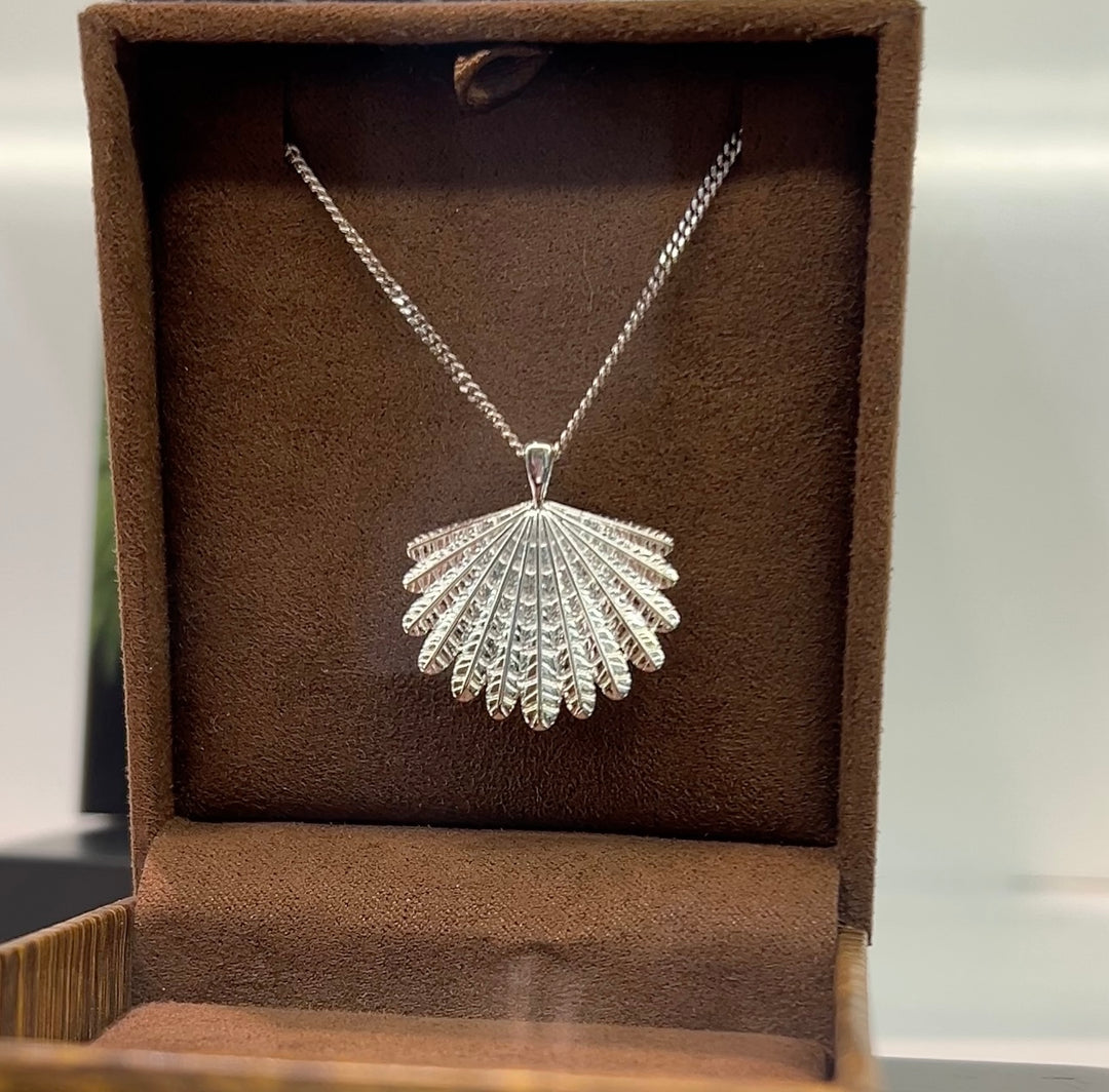 Memento Piwakawaka Tail Necklace