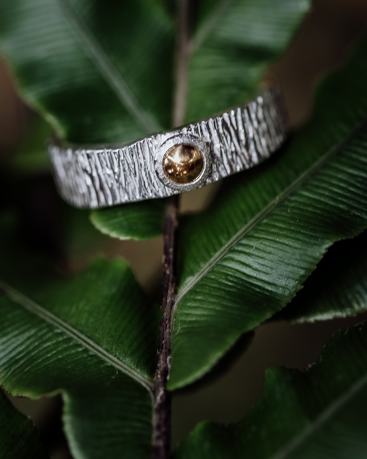Made of Gold Sterling Silver & 18k Gold Matai Ring T