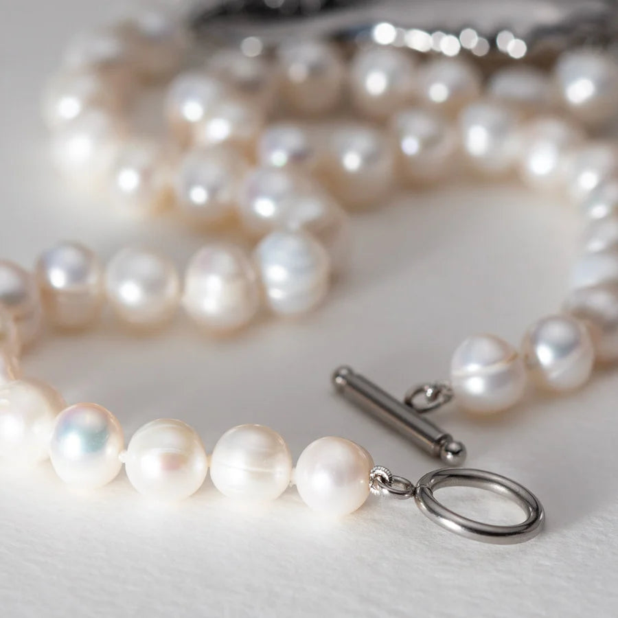 Nick Von K Pinch Me Pearls Necklace
