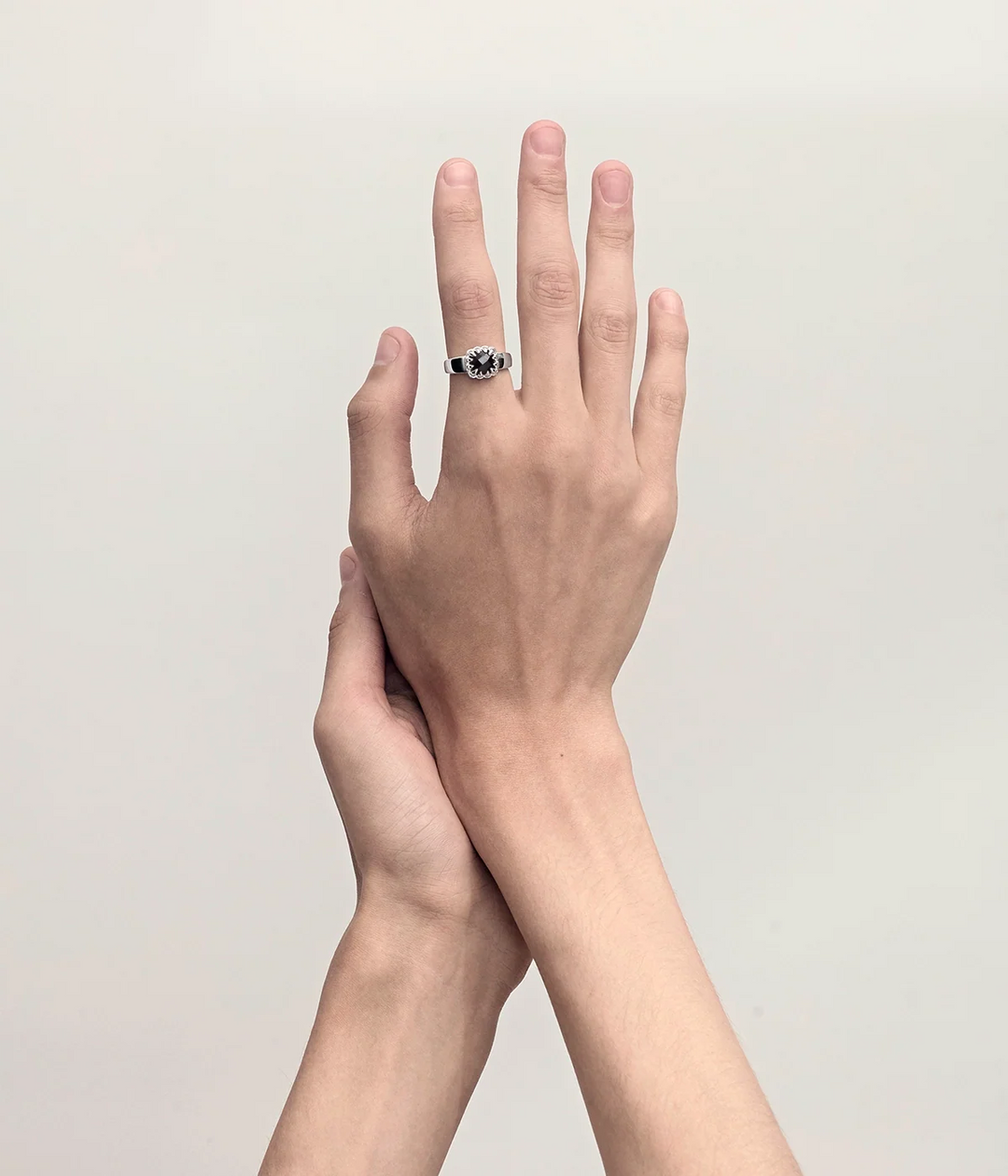 Stolen Silver Baby Claw Ring - Onyx
