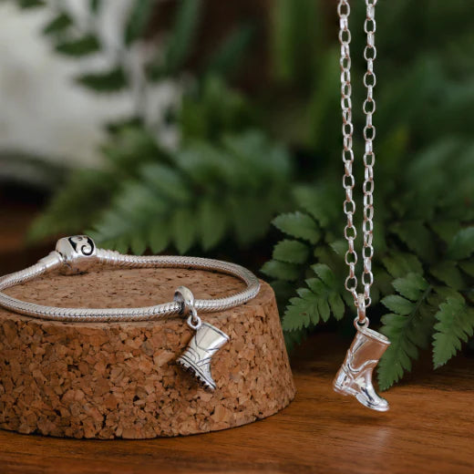 Evolve Gumboot Charm