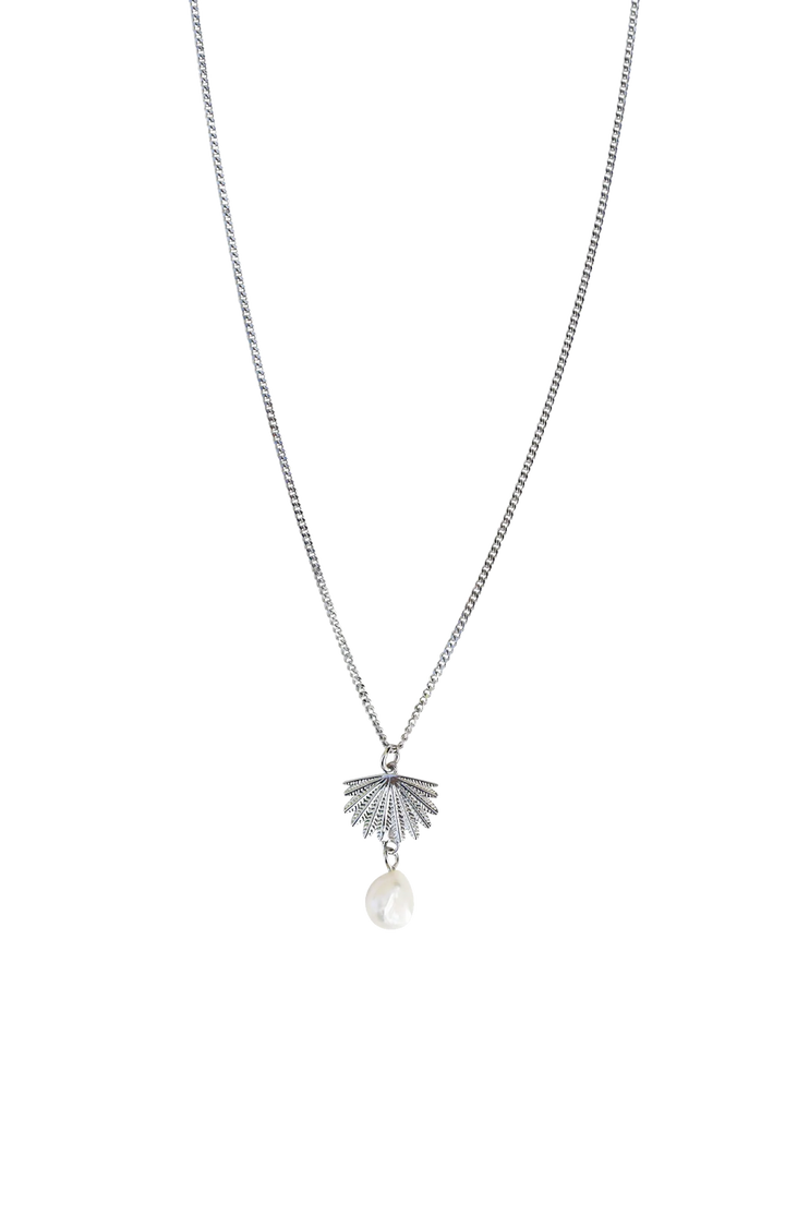 Boh Runga Fantail Pearl Necklace
