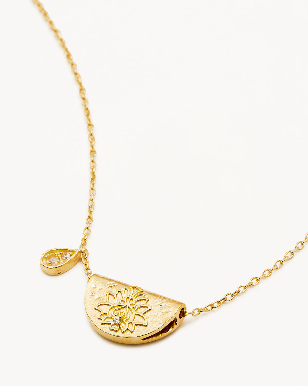 By Charlotte 18k Gold Vermeil Lotus June Birthstone Necklace - Moonstone