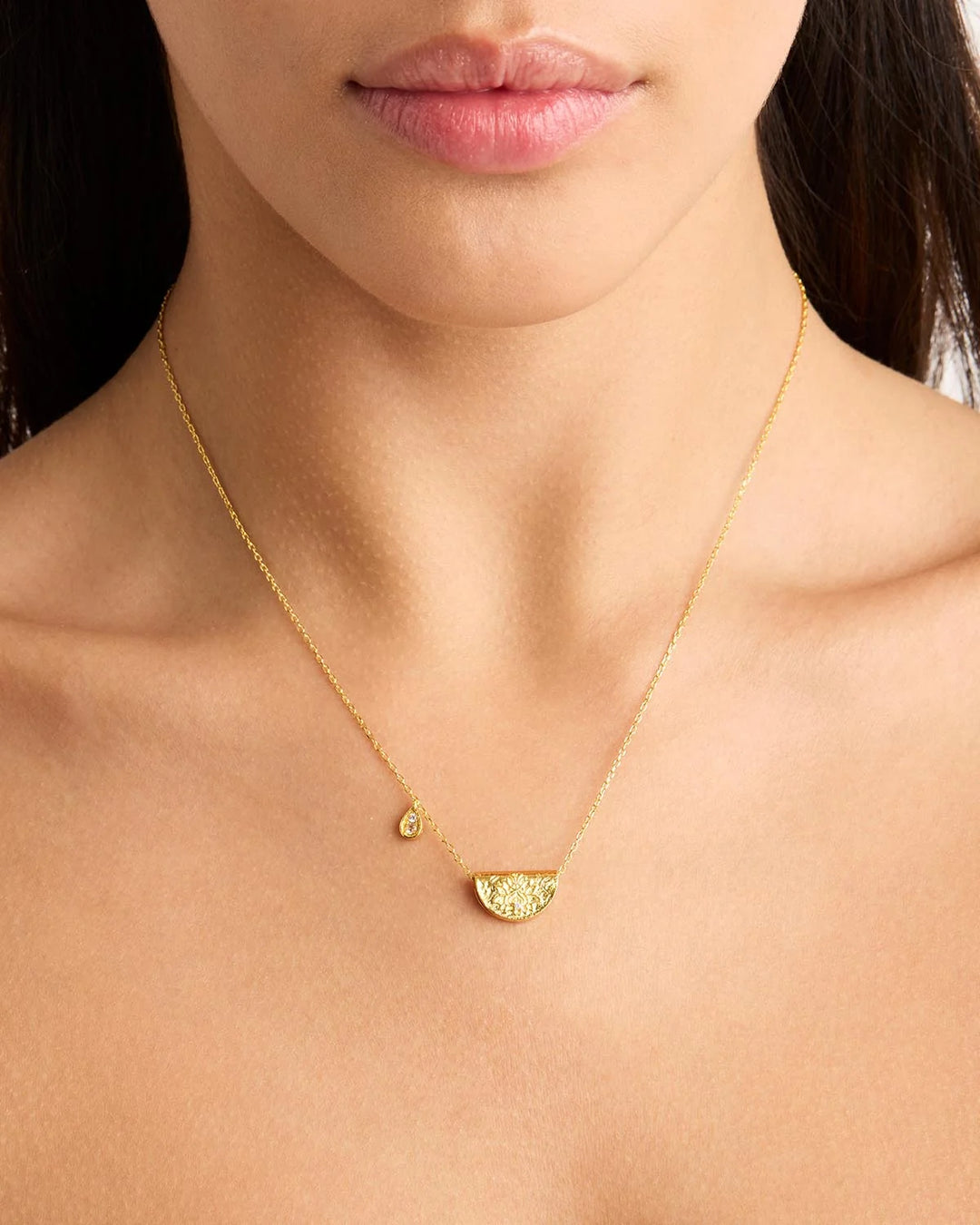 By Charlotte 18k Gold Vermeil Lotus June Birthstone Necklace - Moonstone
