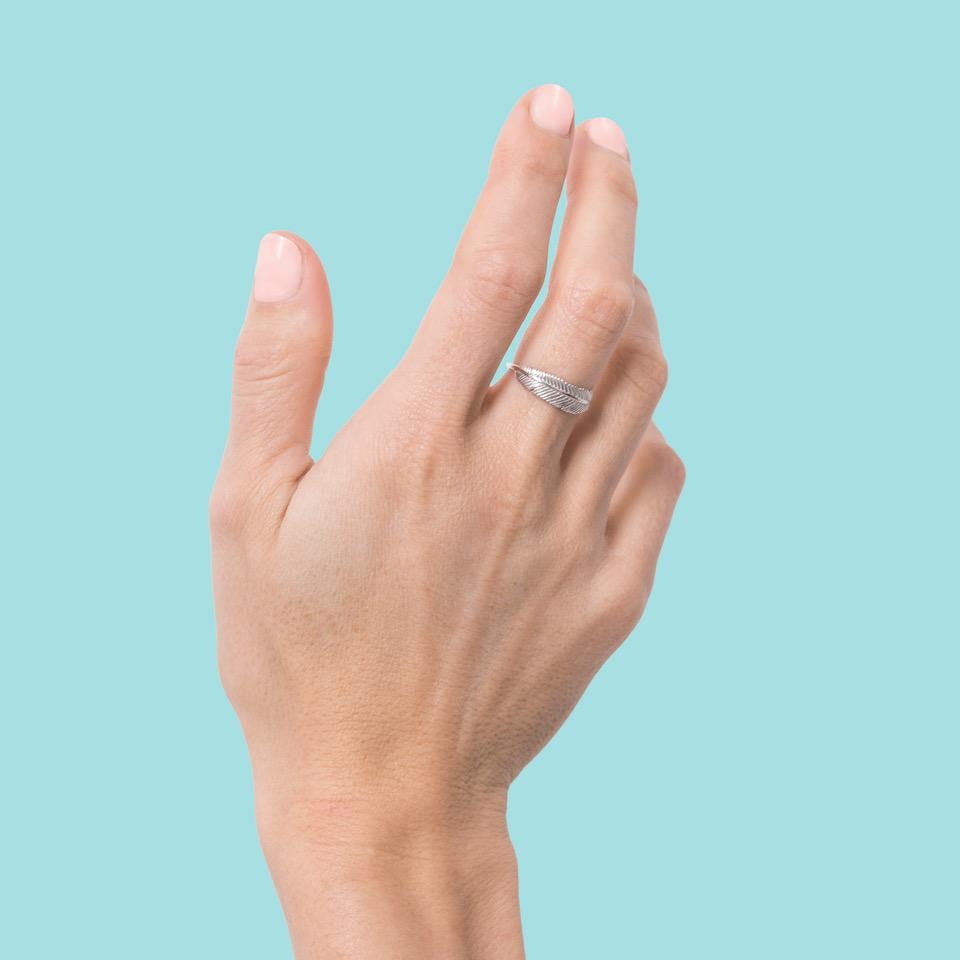 Boh Runga Silver Miromiro Feather Ring