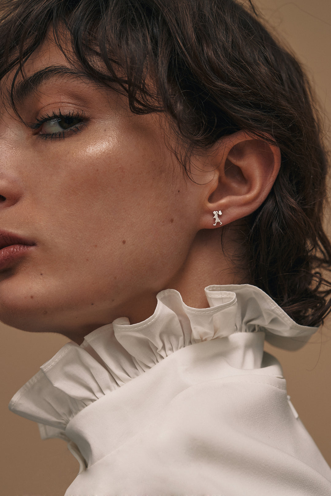 Karen Walker Silver Runaway Girl Studs