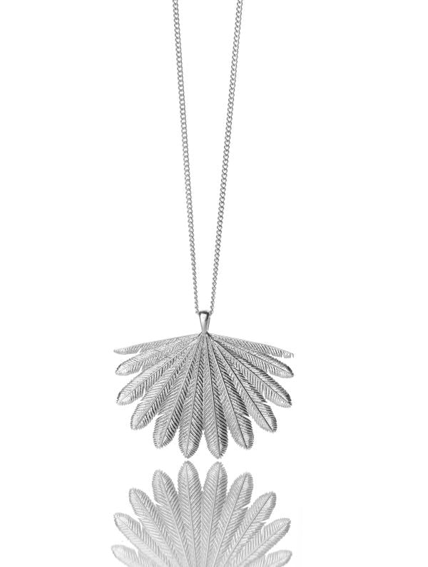 Boh Runga Fantail Necklace